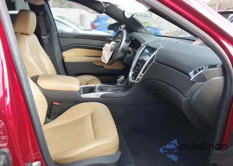 2015 Cadillac Srx Luxury Collection z USA, uszkodzony, nr VIN 3GYFNEE32FS621246